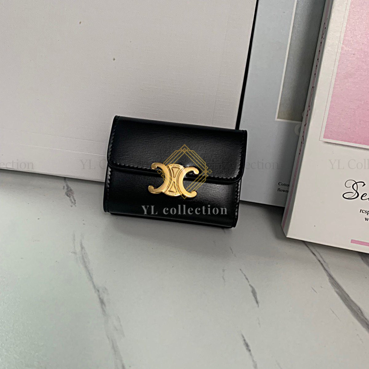 셀린느 트리오페 카프스킨 컴팩트 반지갑