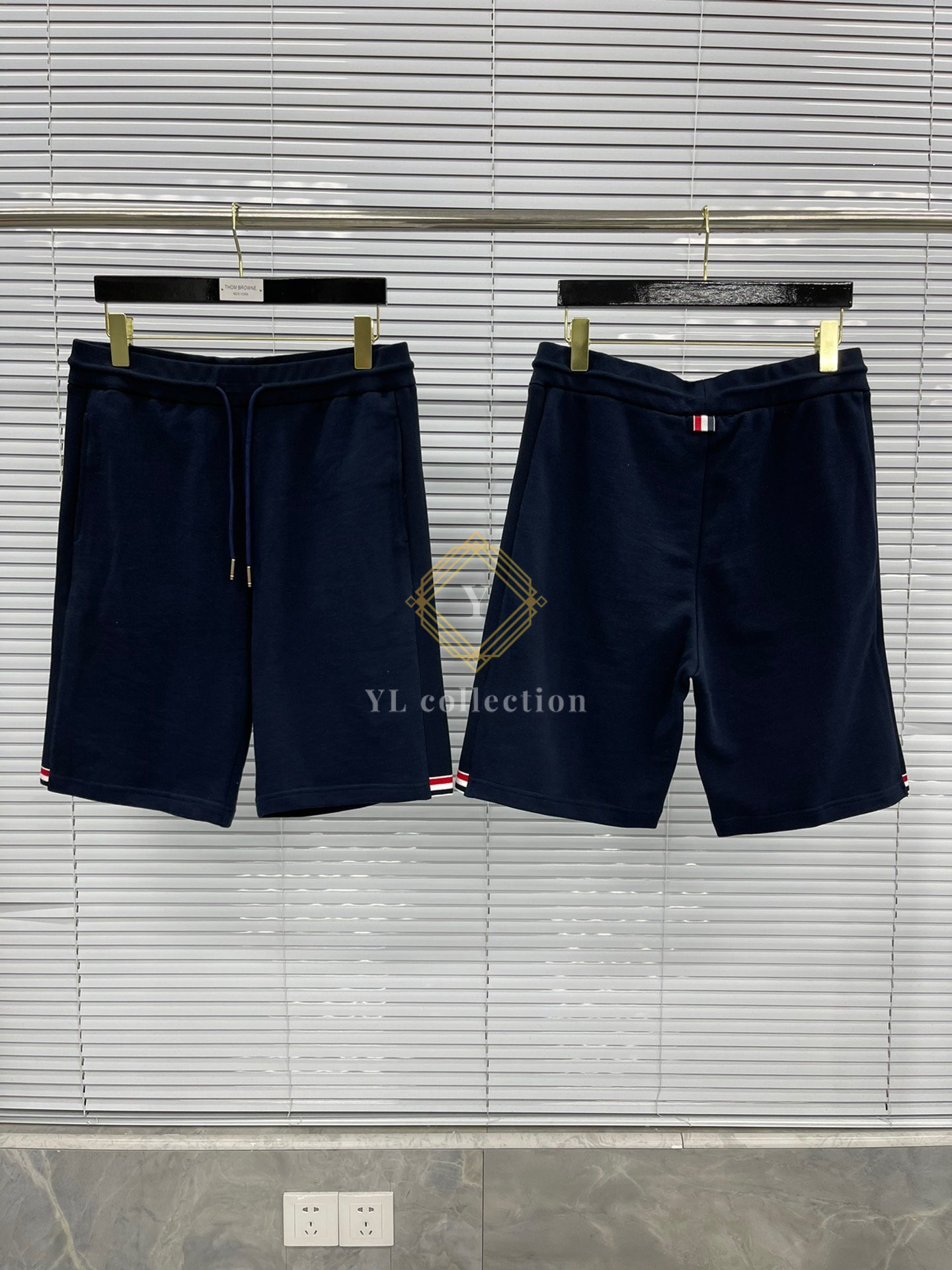 톰브라운 사이드 삼선 반바지