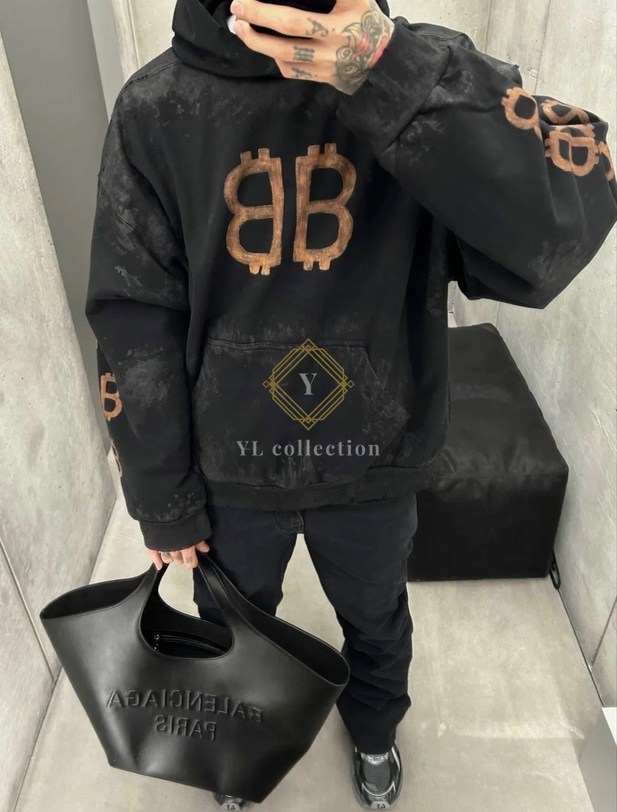 발렌시아가 BB 프린팅 후드티