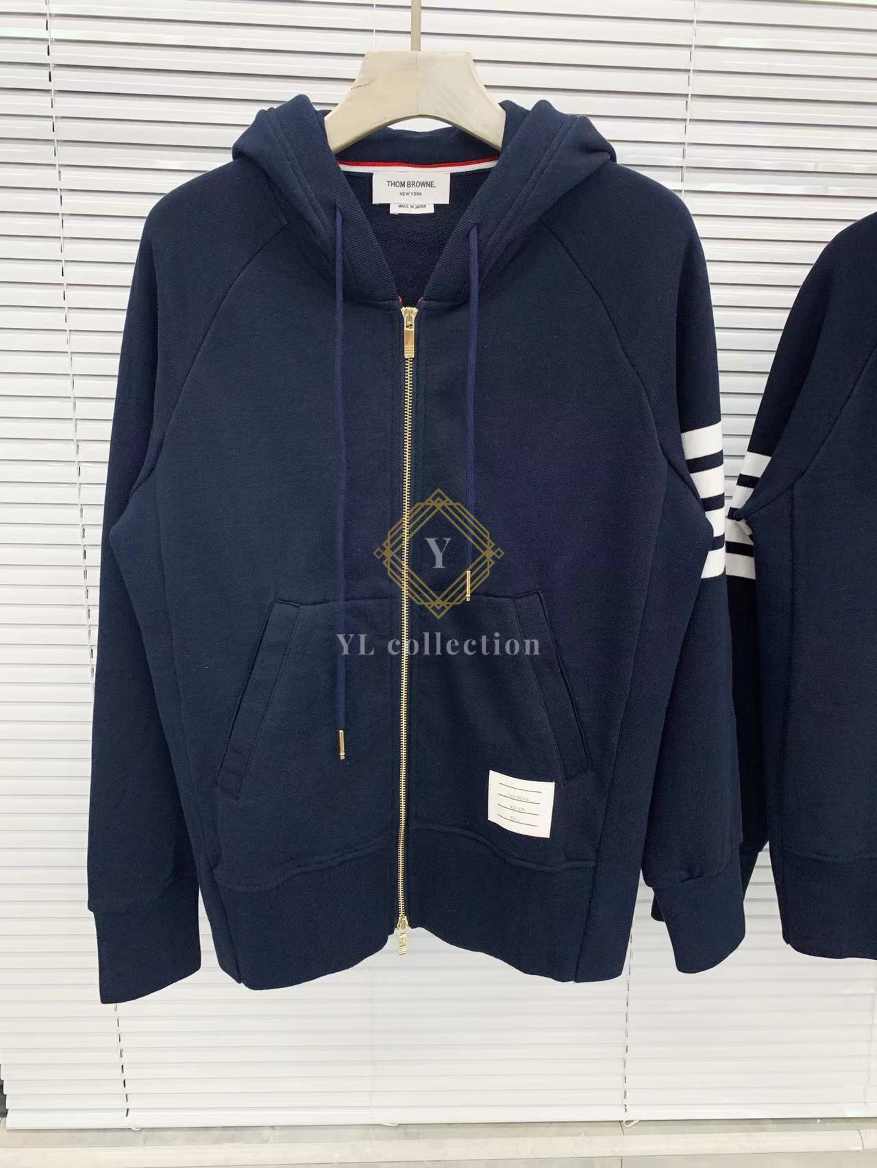 톰브라운 4바 투웨이 후드집업