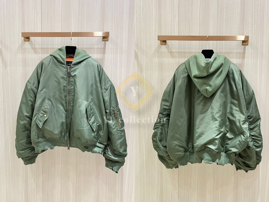 발렌시아가 보머 다크 그린