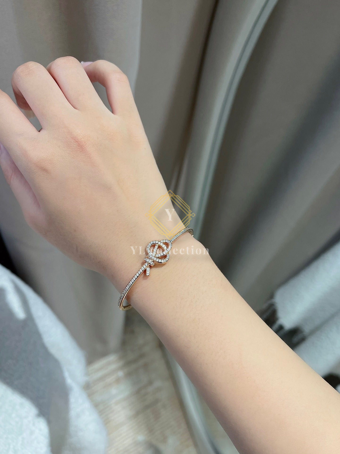 티파니앤코 노트 힌지드 브레이슬릿