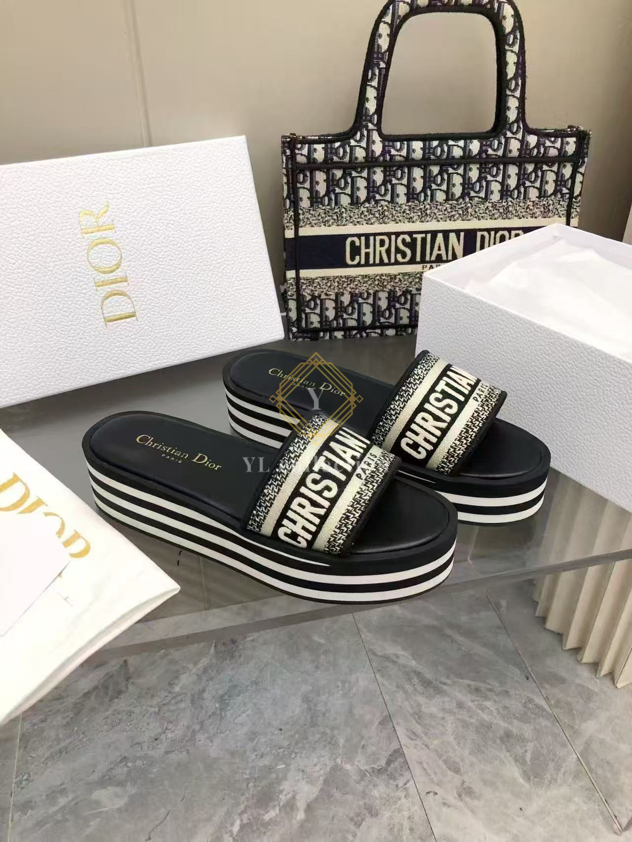 디올 Dway 플랫폼 뮬