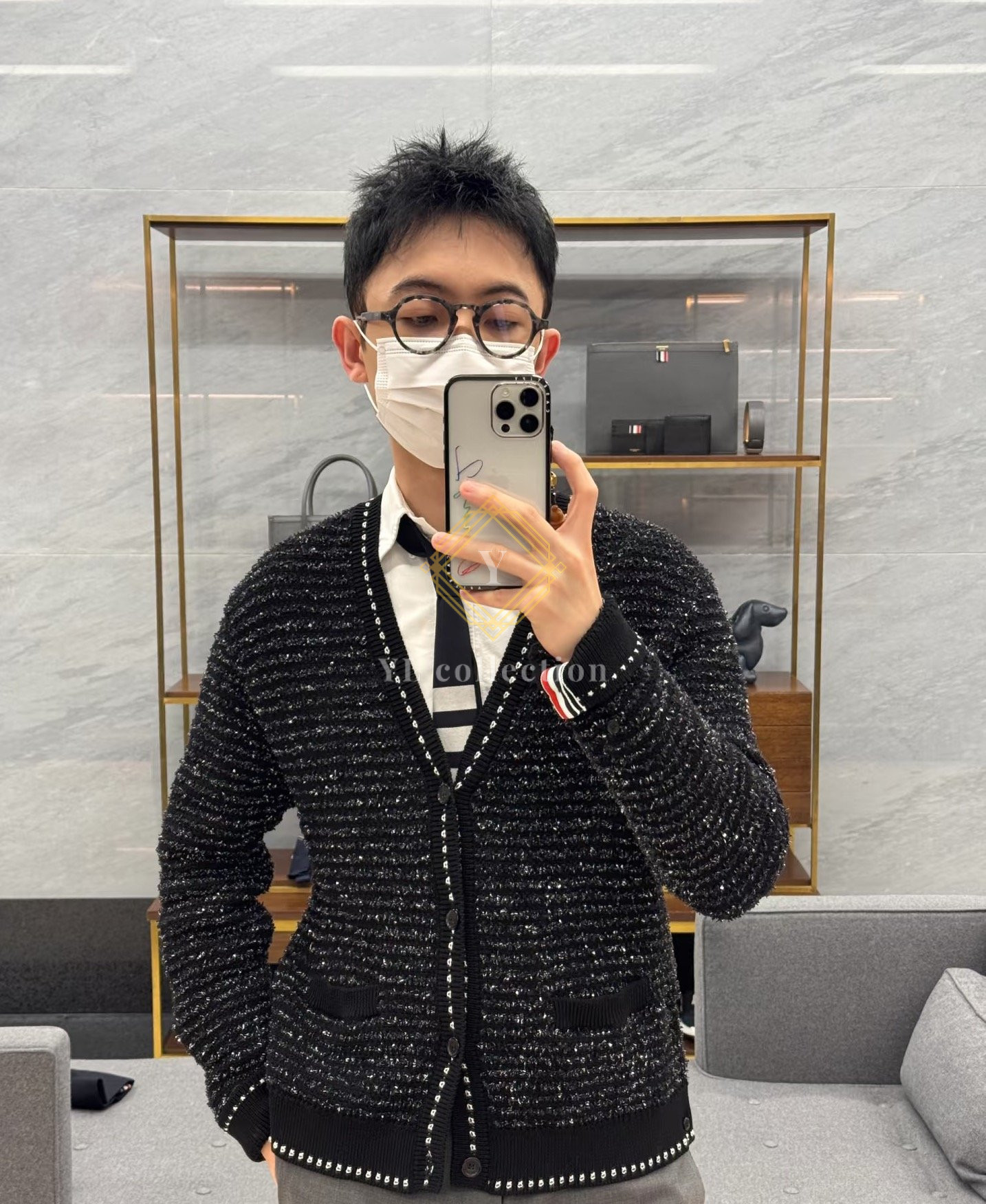 톰브라운 V넥 트위드 가디건 자켓