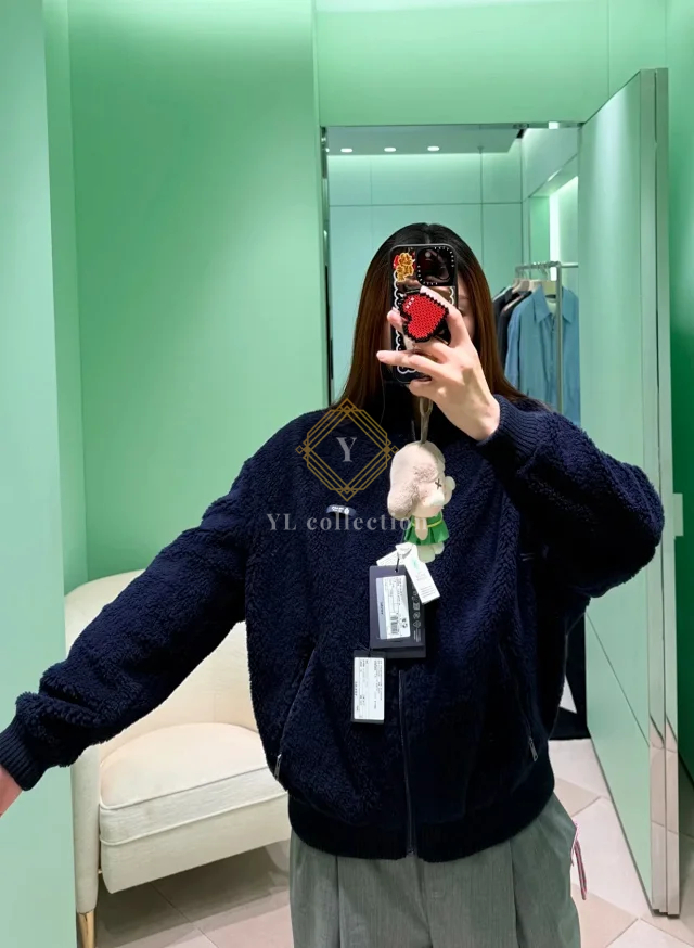 프라다 플리스 자켓