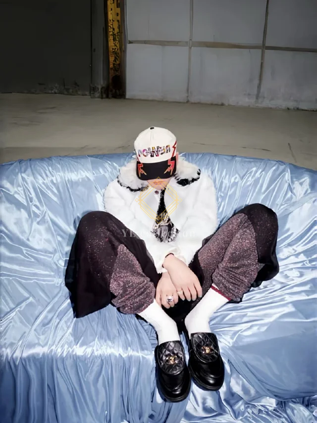 샤넬 CC 로고 턴락 퀄팅 레더 슬라이드 뮬 샌들