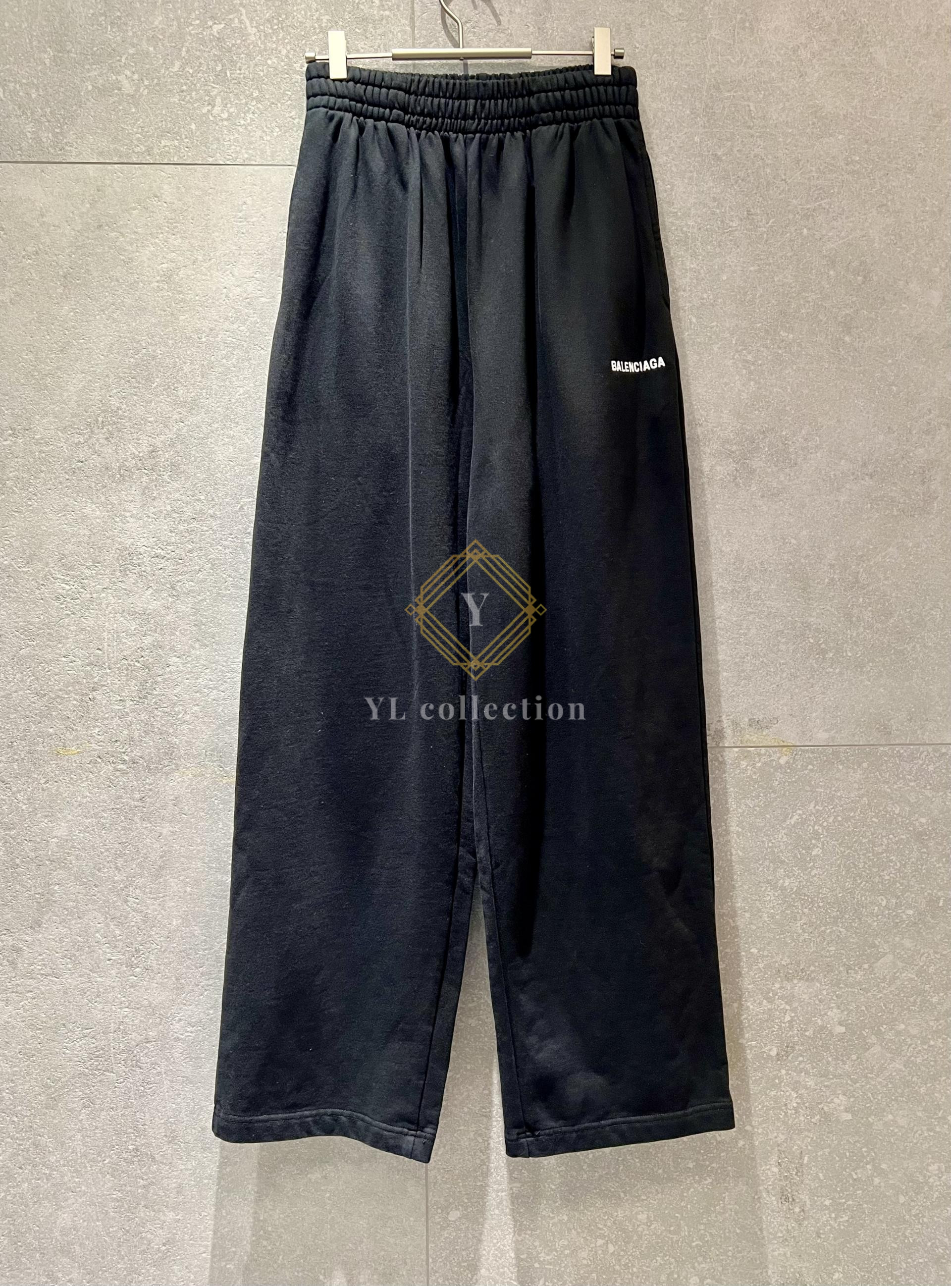 발렌시아가 자수 로고 밴딩 팬츠