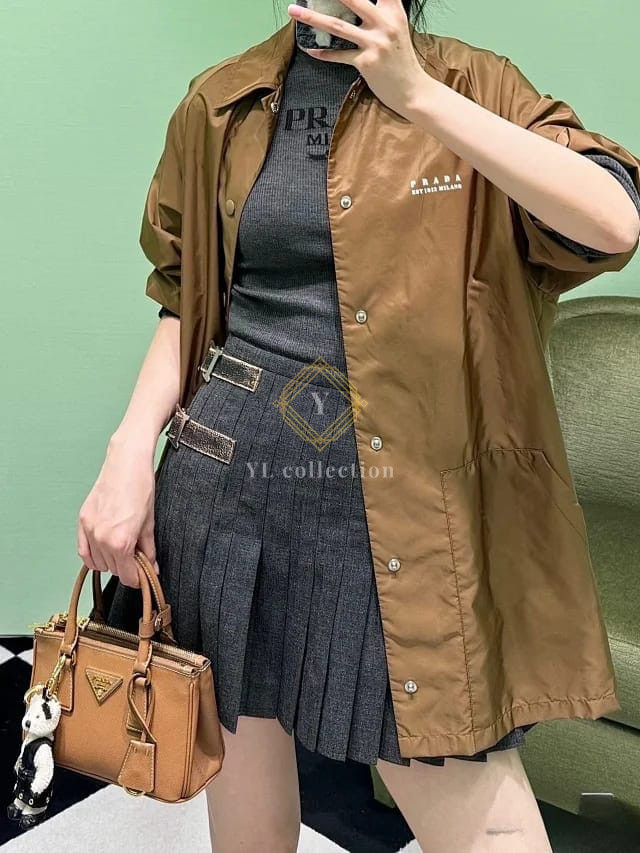 프라다 주름 러쉬 스티치 미니스커트