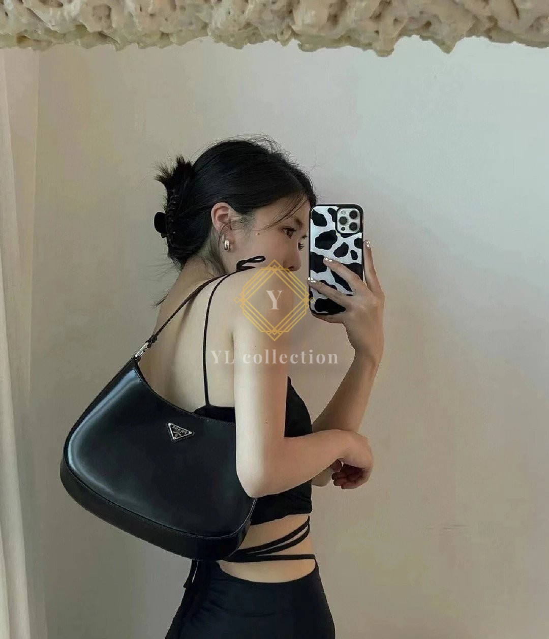 프라다 클레오 브러시드 블랙 호보백