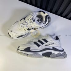 발렌시아가 X 아디다스 트리플 S 스니커즈