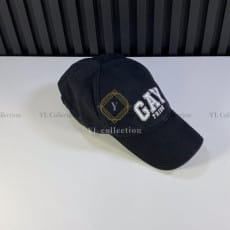 발렌시아가 GAY 프라이드 모자