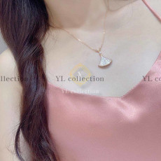 불가리 디바스 드림 목걸이