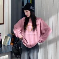 여성 칸슈린 오버핏 라운드 레터링 맨투맨