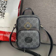 구찌 인터로킹 G 크로스백