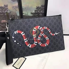 구찌 킹 스네이크 GG 클러치