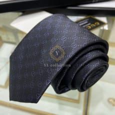 구찌 GG 패턴 넥타이
