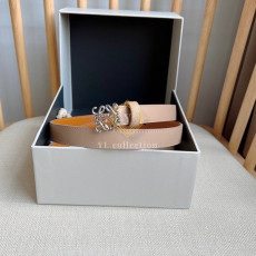 로에베 아나그램 로고 벨트