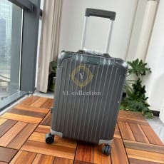 리모와 오리지널 캐리어