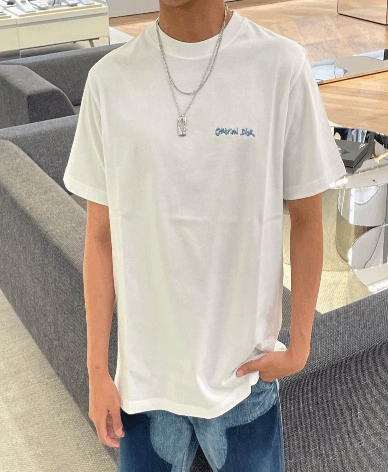 디올 태그 캐주얼핏 티셔츠