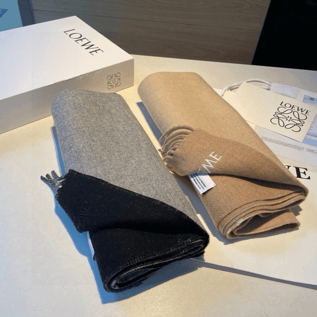 로에베 울&캐시미어 스카프