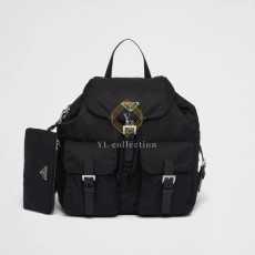 프라다 파우치 리나일론 백팩 미디엄