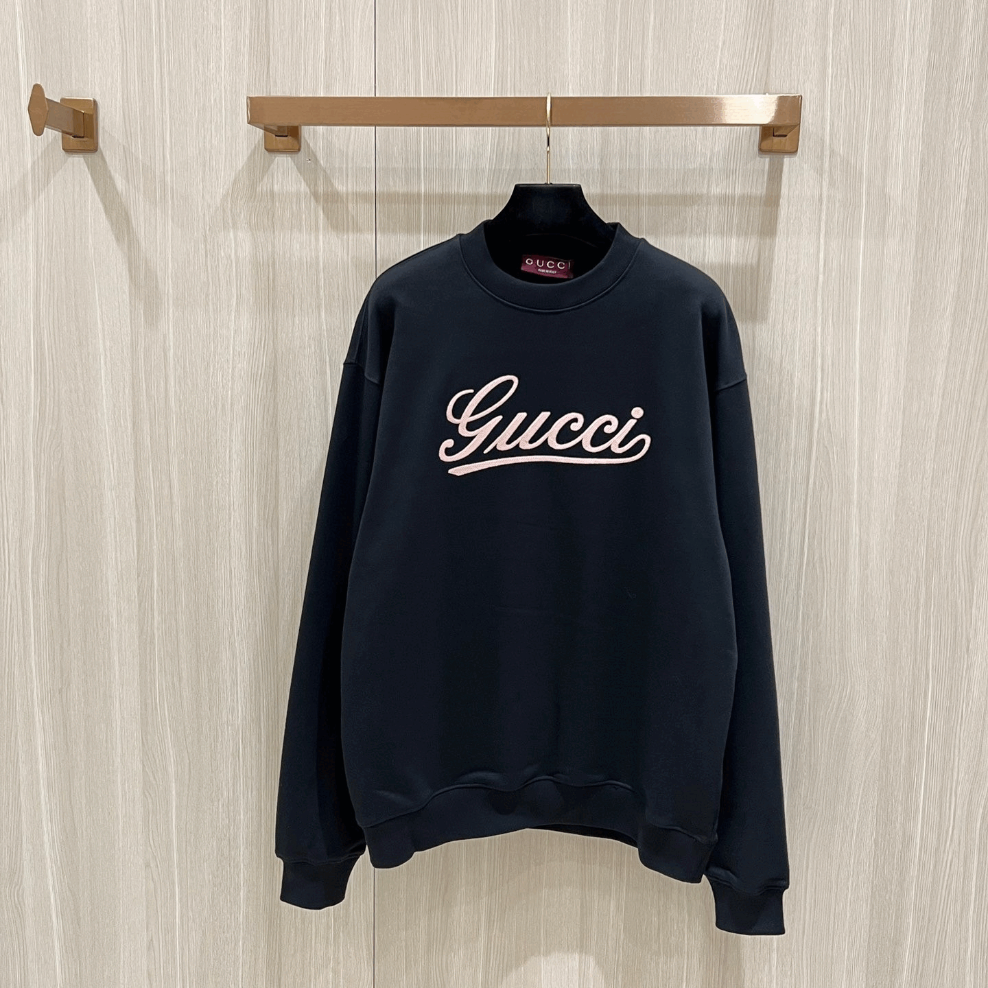 구찌 로고 자수 스웨트셔츠