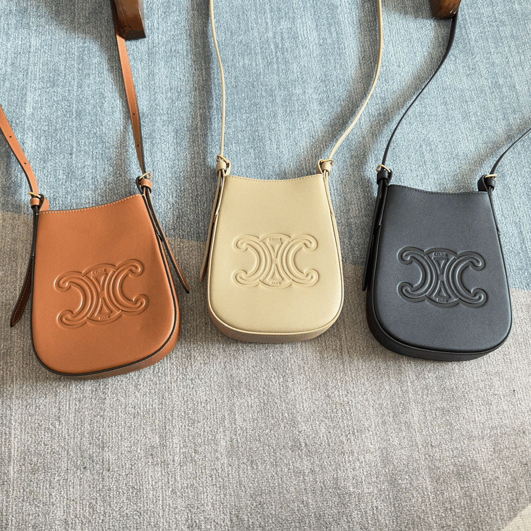 셀린느 미니백 엘로이즈 폰 파우치