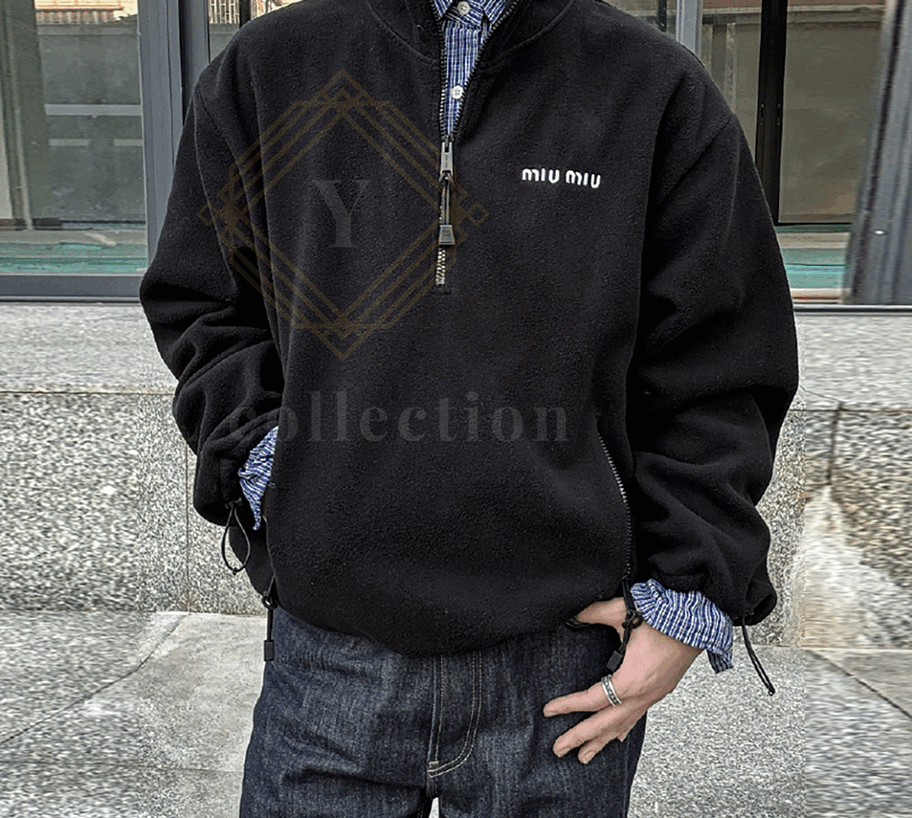 미우 미우 폴라 플리스 스웨트셔츠