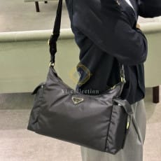 프라다 익스플로어 라지 나파 가죽 핸드백 1BC264