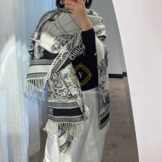 디올 Around the World 머플러