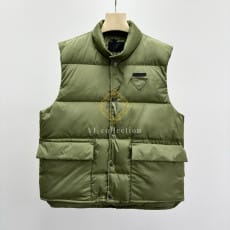 프라다 삼각로고 리나일론 조끼 패딩