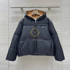 프라다 여성 패딩 자켓
