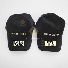 미우미우 로고 자수 코튼 볼캡
