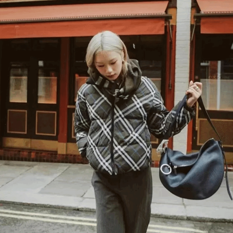 버버리 체크 리버서블 나일론 패딩 자켓