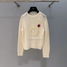 셀린느 트라이엄프 실크 스웨터