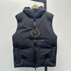 버버리 크레스트 로고 푸퍼 질레 패딩 조끼