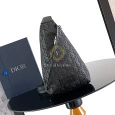 디올 Trek 지퍼 슬링백