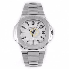 파텍필립 노틸러스 5711 화이트 다이얼