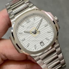 파텍필립  노틸러스7118 화이트 다이얼