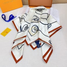 루이비통 슈맹 페장 바이 앙드레 퓌망 스퀘어 90 스카프