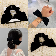 미우미우 블랙 벨벳 스크런치