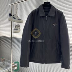 프라다 리나일론 다운 자켓